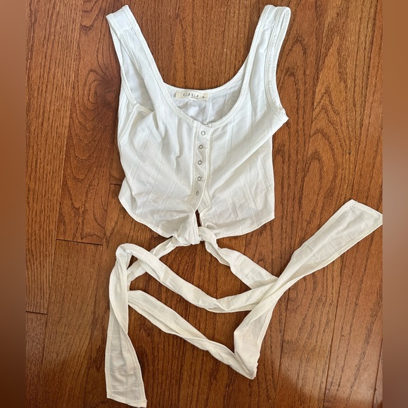 NanaMacs Ribbed Criss Cross Wrap Crop Tank - Picture 2 of 4